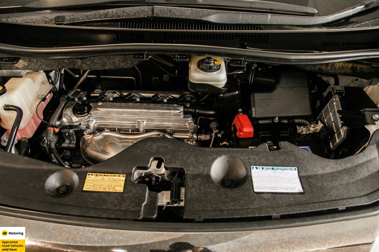 2013 Toyota Vellfire