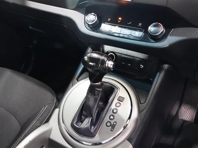 2015 Kia Sportage - Thumbnail