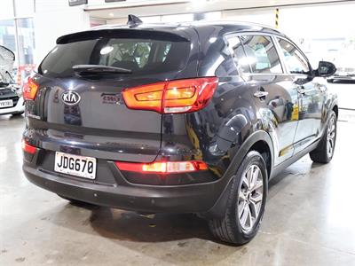 2015 Kia Sportage - Thumbnail