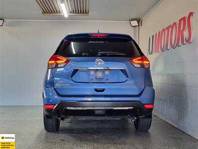 2020 Nissan X-Trail - Thumbnail