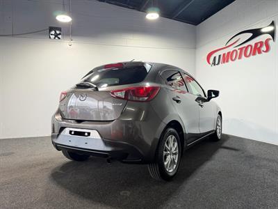 2015 Mazda Demio - Thumbnail