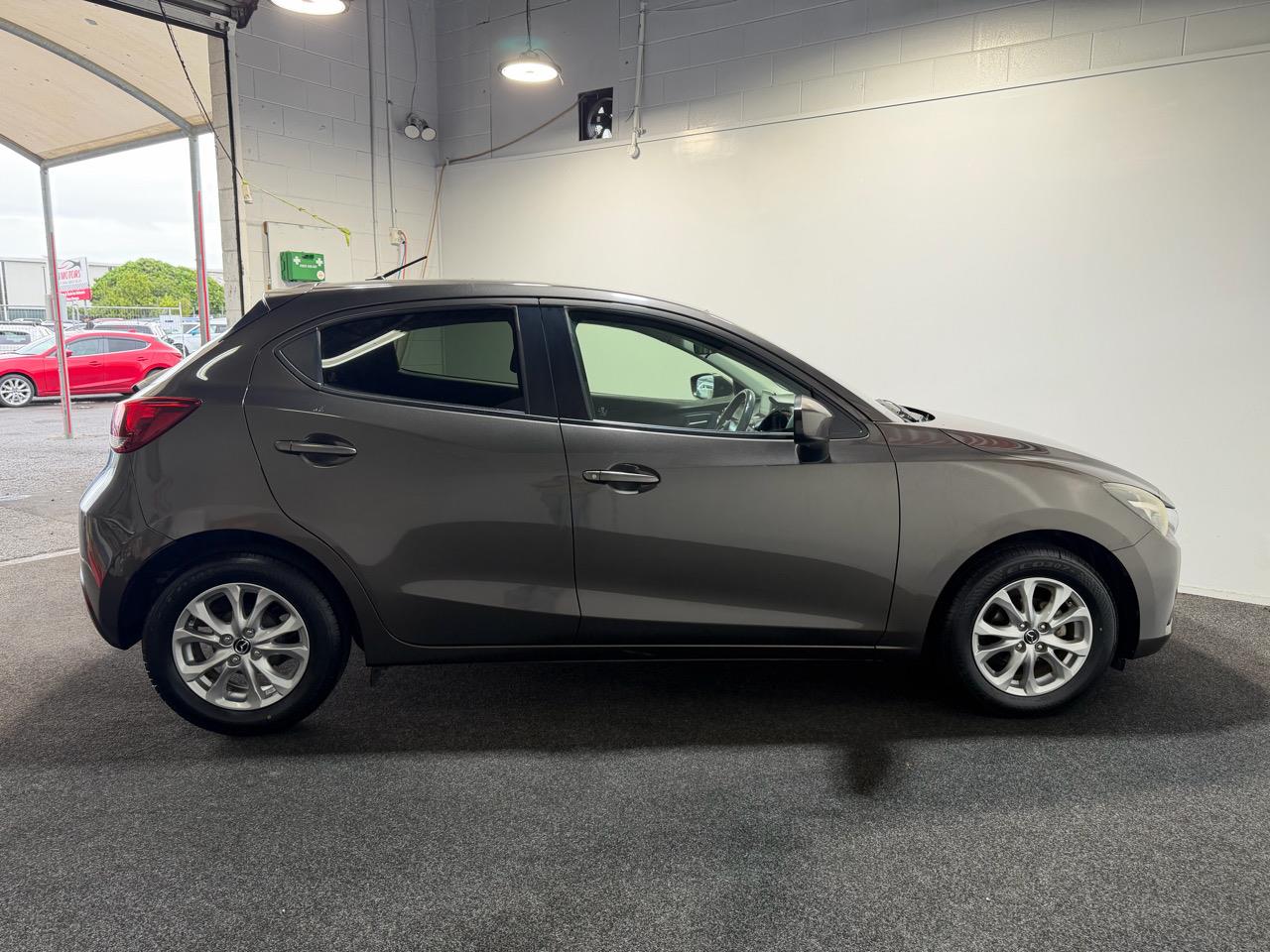 2015 Mazda Demio