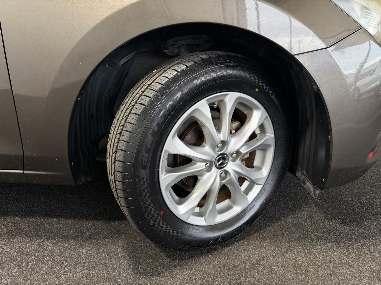 2015 Mazda Demio