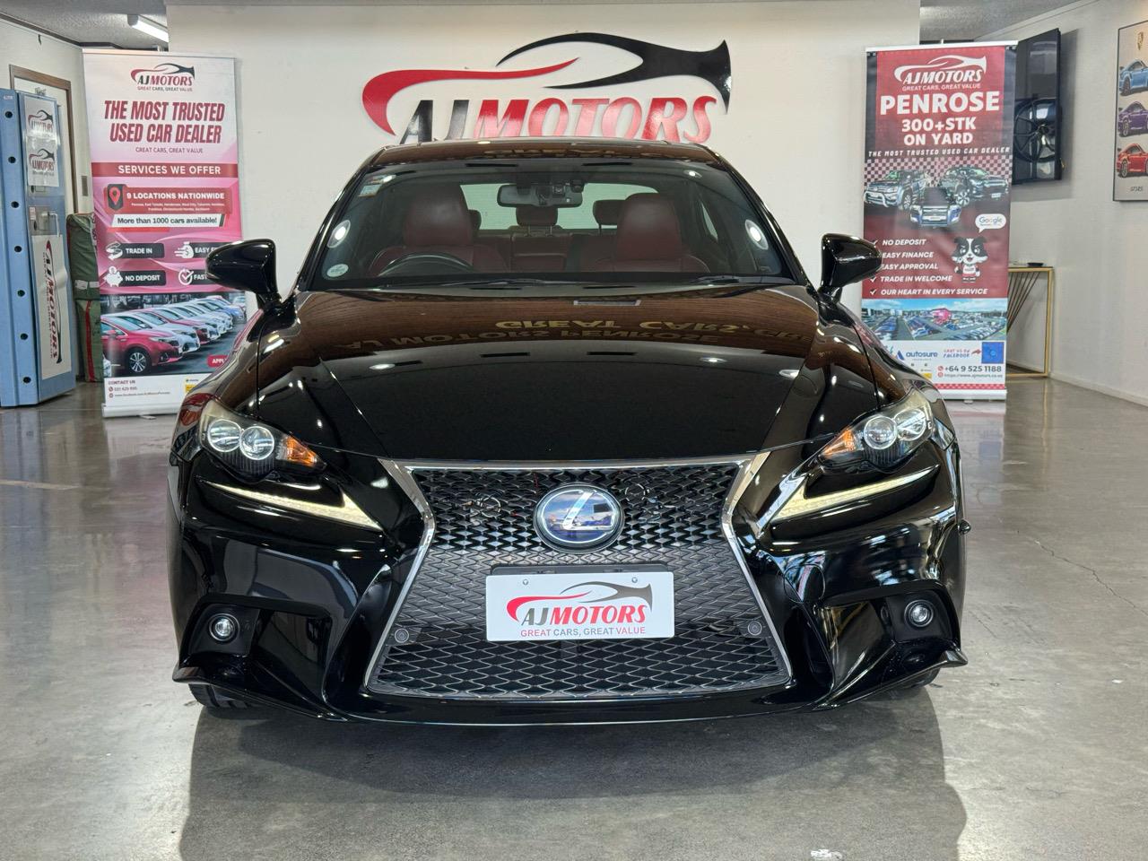 2014 Lexus IS 300h