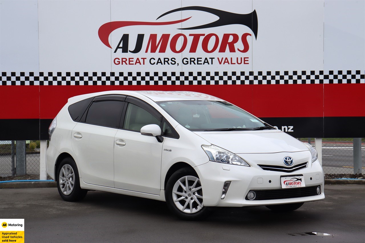 2012 Toyota Prius Alpha