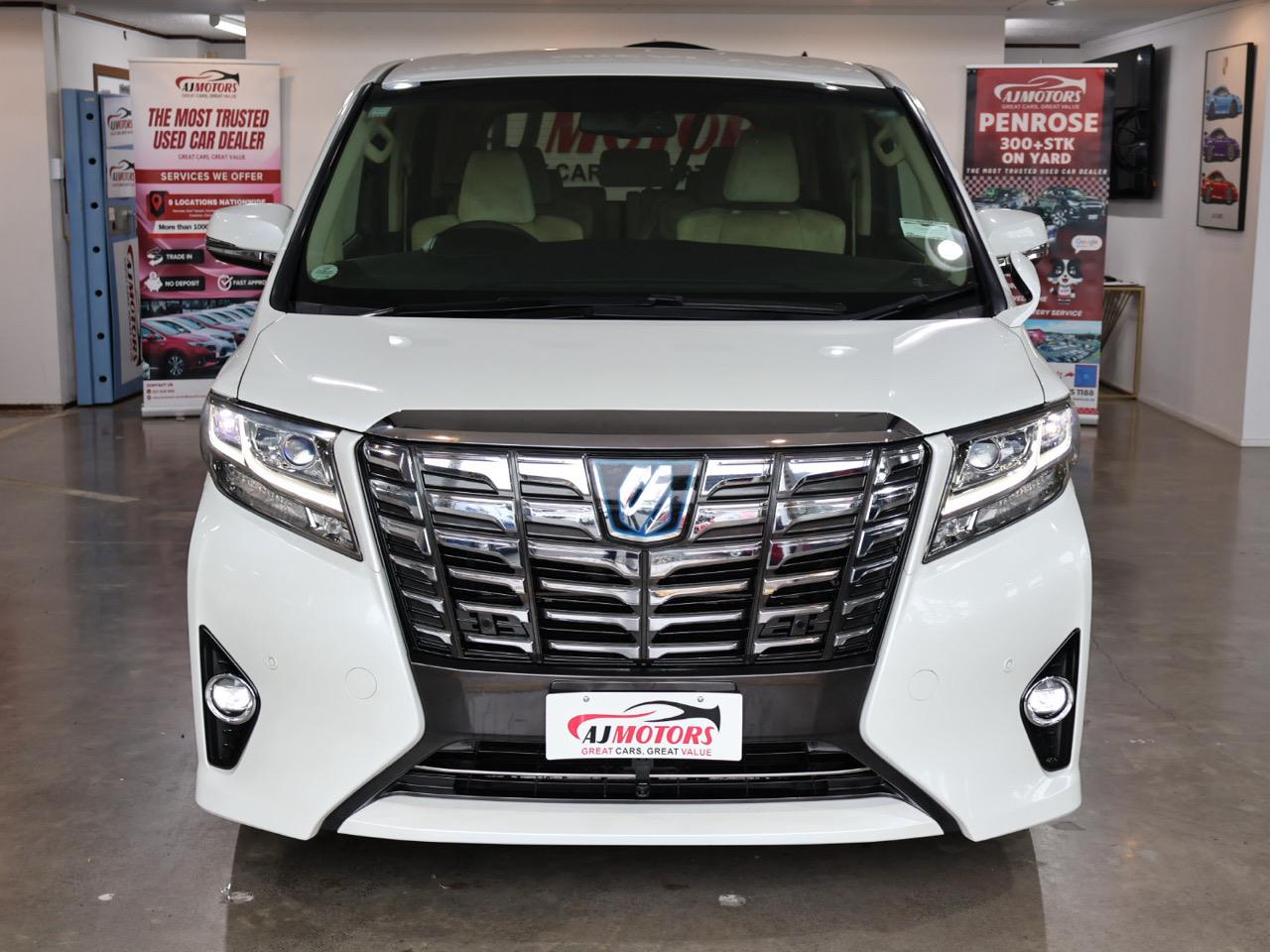 2015 Toyota Alphard