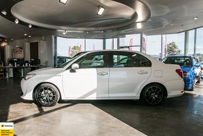 2015 Toyota Corolla - Thumbnail