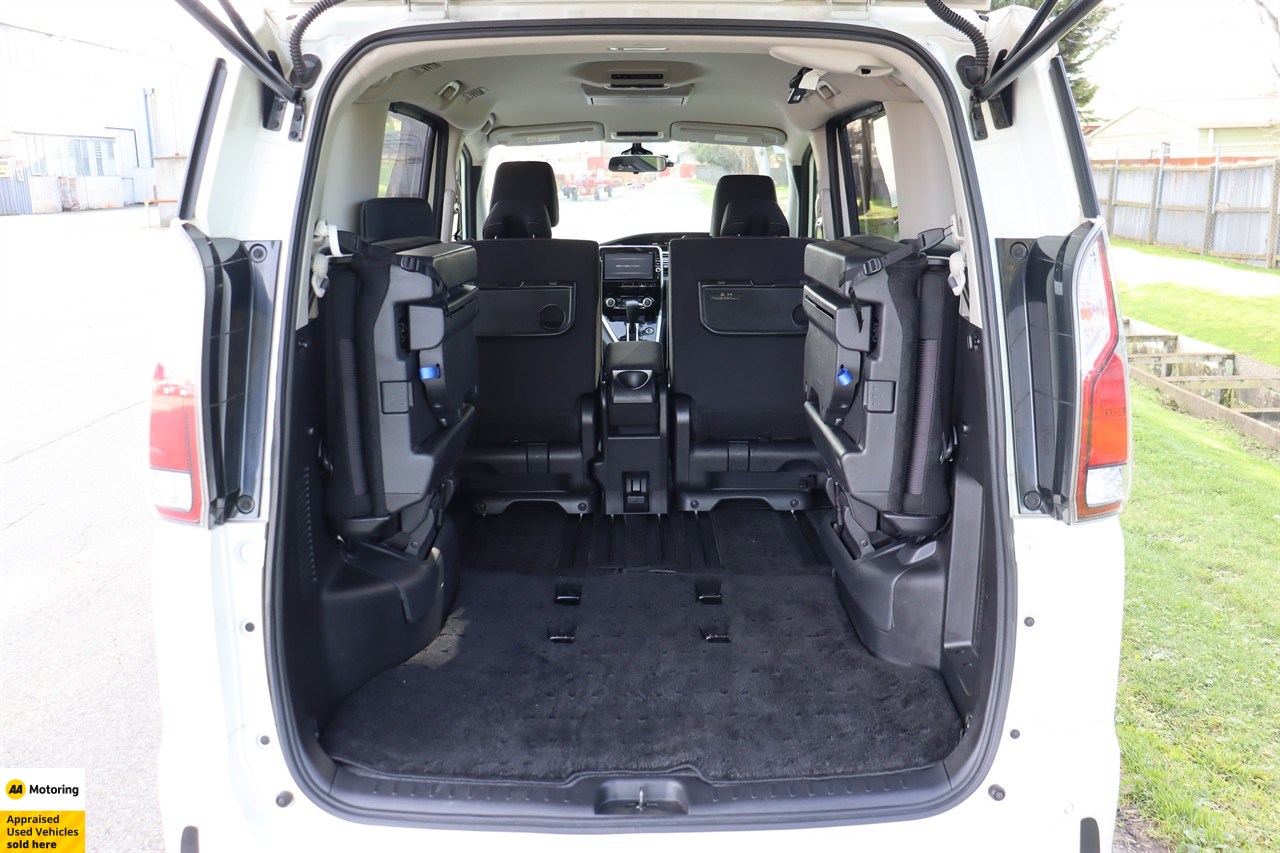 2018 Nissan Serena