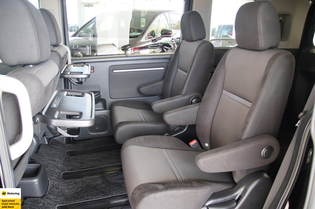 2018 Honda Step Wagon