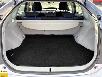 2013 Toyota Prius - Thumbnail