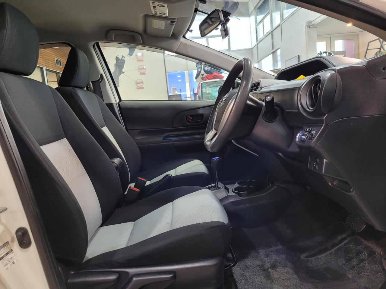 2016 Toyota Aqua