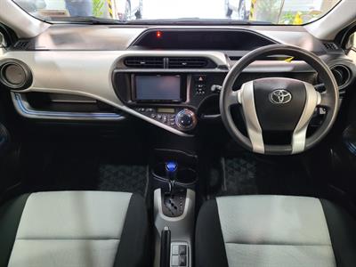 2016 Toyota Aqua - Thumbnail