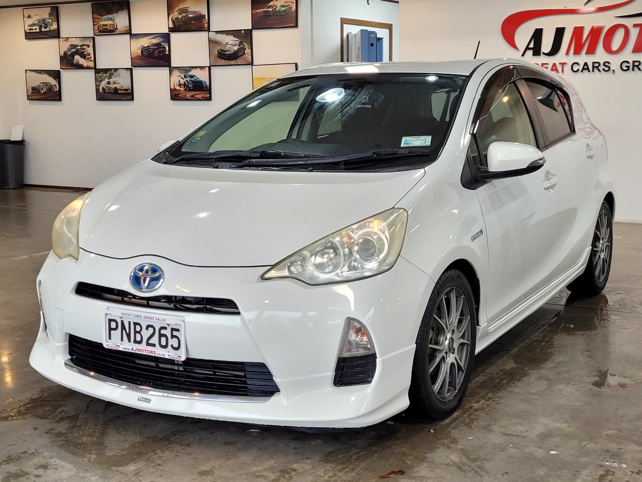 2016 Toyota Aqua