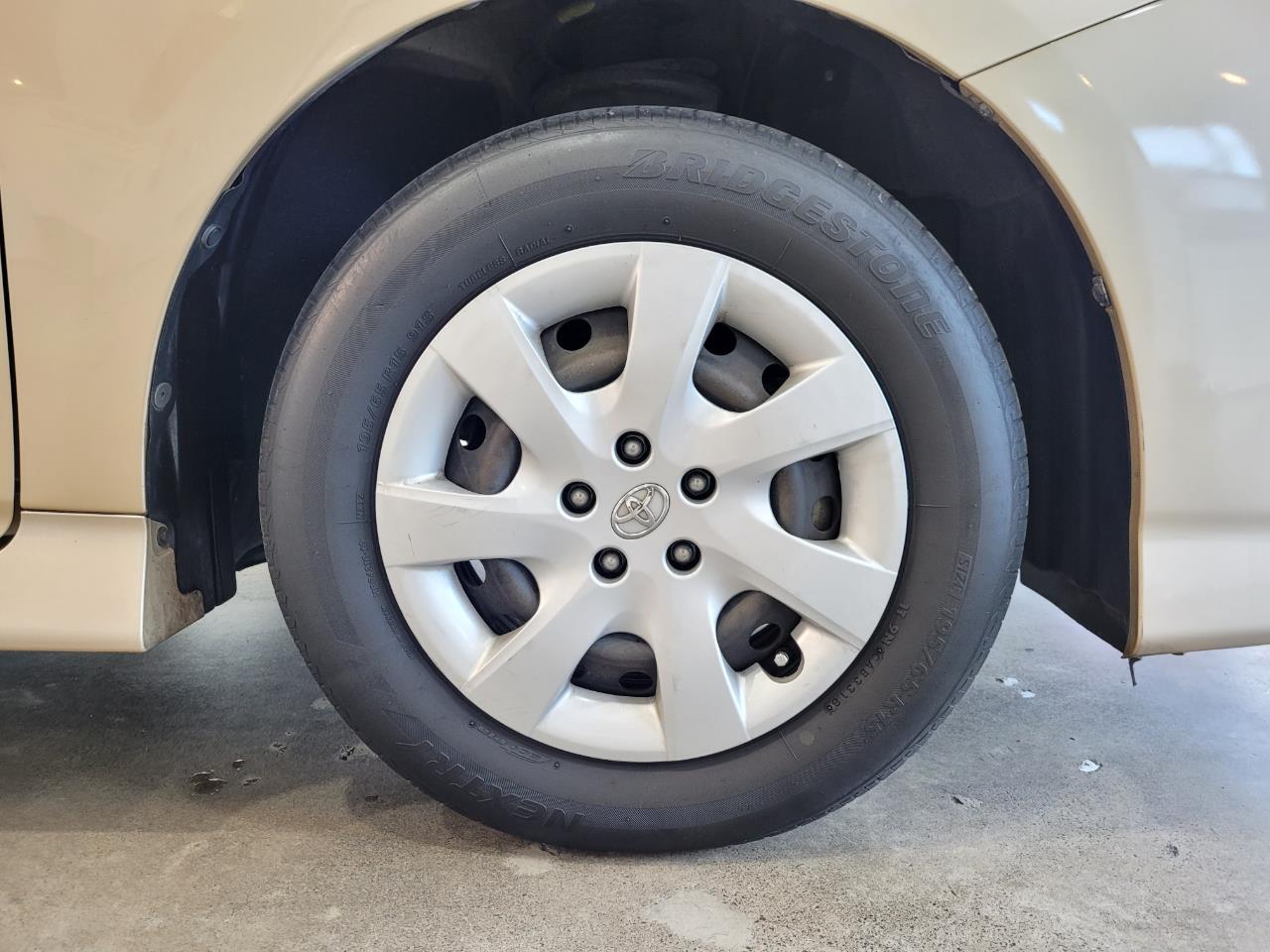 2013 Toyota Wish