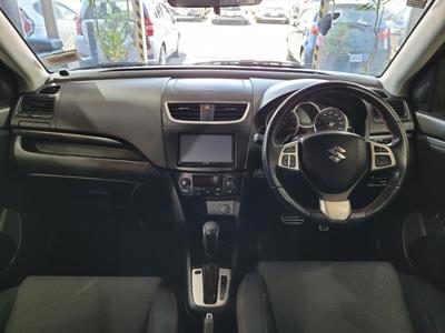 2013 Suzuki Swift - Thumbnail