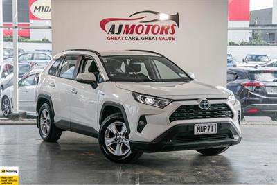 2021 Toyota RAV4 - Thumbnail