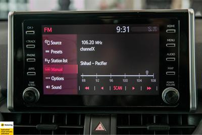 2021 Toyota RAV4 - Thumbnail