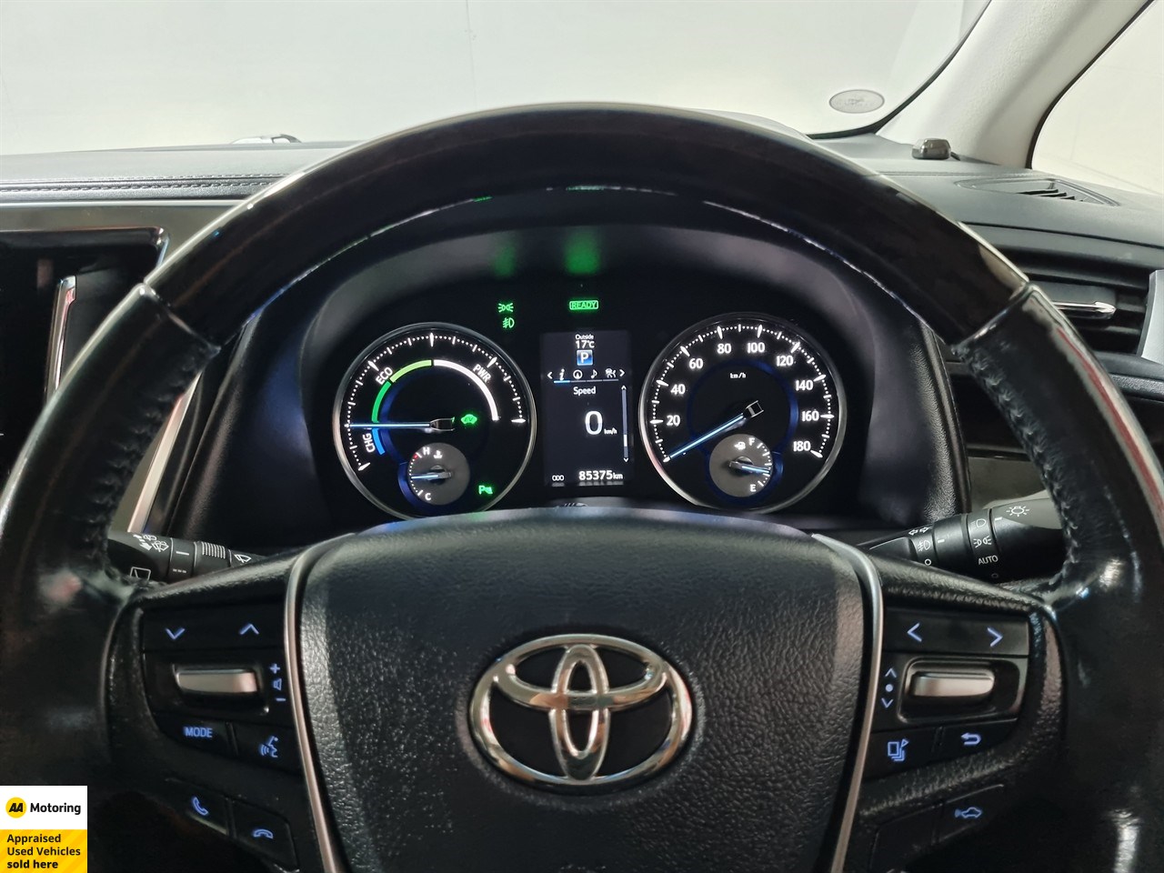 2017 Toyota Vellfire