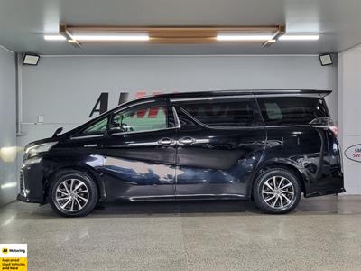 2017 Toyota Vellfire - Thumbnail