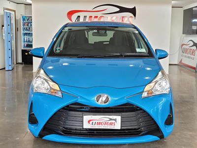 2017 Toyota Vitz - Thumbnail