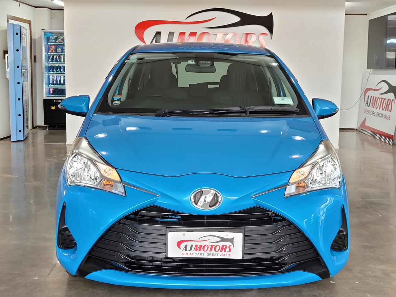 2017 Toyota Vitz