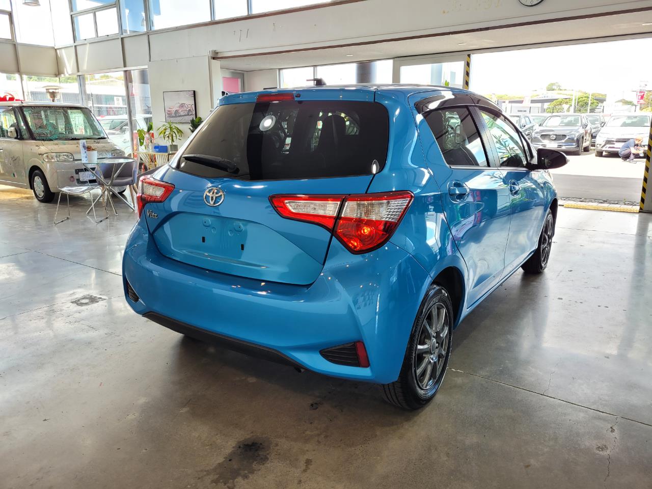 2017 Toyota Vitz