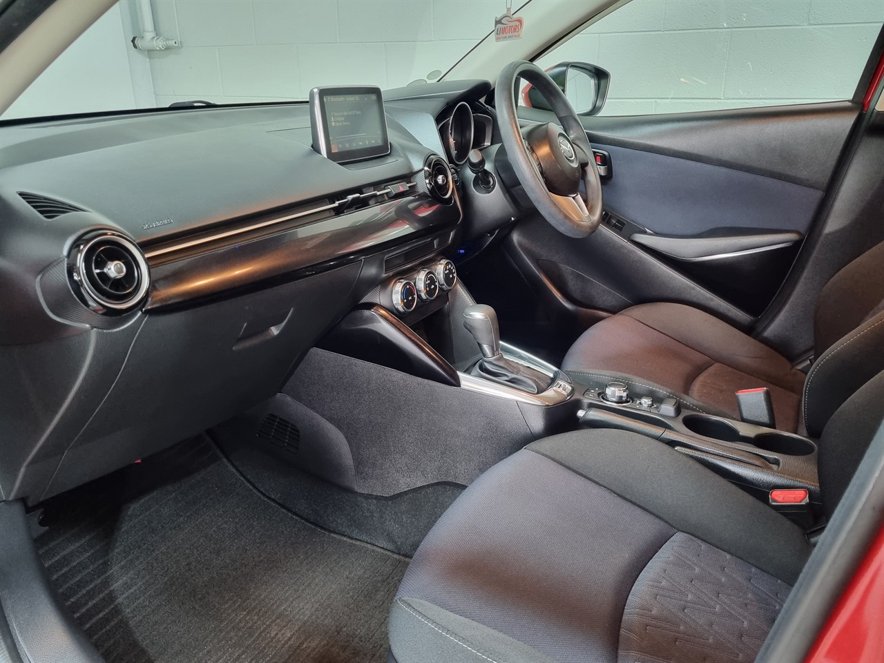 2015 Mazda Demio