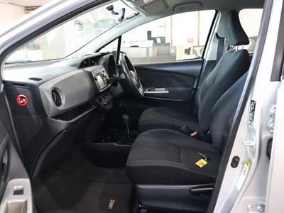 2015 Toyota Yaris - Thumbnail