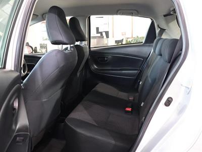 2015 Toyota Yaris - Thumbnail