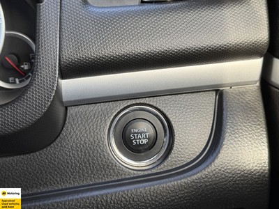 2015 Suzuki Swift - Thumbnail