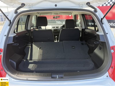 2015 Suzuki Swift - Thumbnail