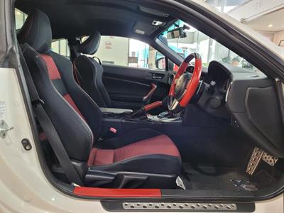 2013 Toyota 86 - Thumbnail