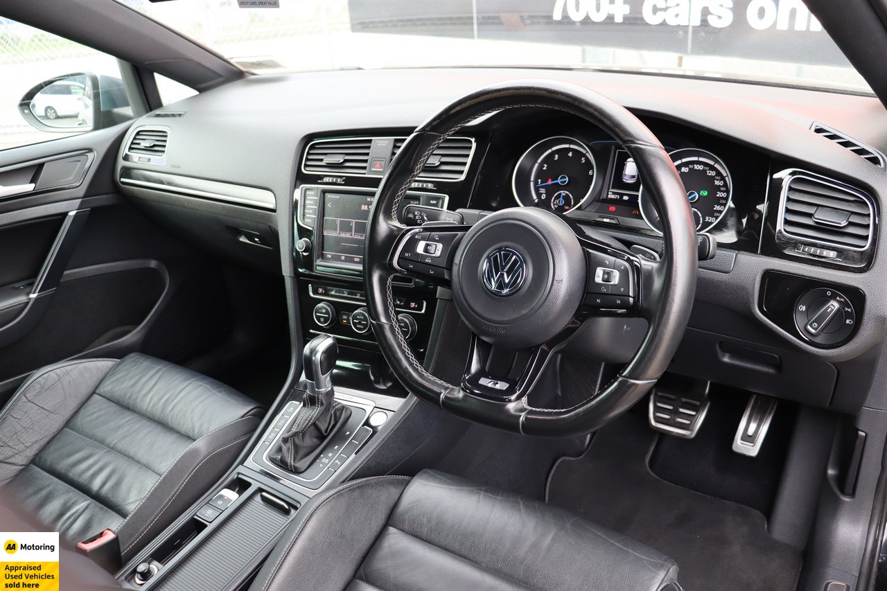 2014 Volkswagen Golf R