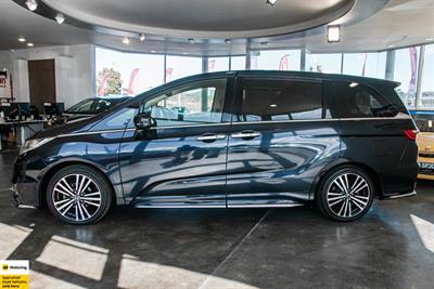 2016 Honda Odyssey - Thumbnail