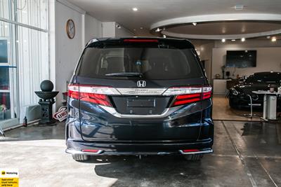 2016 Honda Odyssey - Thumbnail