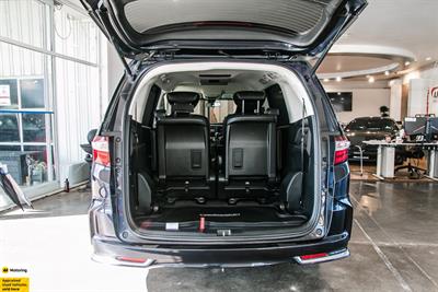2016 Honda Odyssey - Thumbnail