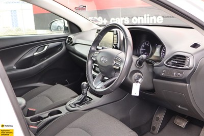2022 Hyundai i30 - Thumbnail