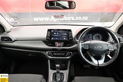 2022 Hyundai i30 - Thumbnail