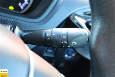 2015 Toyota Noah - Thumbnail