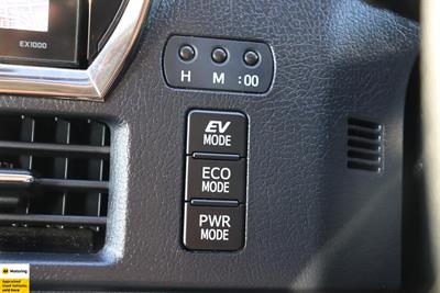 2015 Toyota Noah - Thumbnail