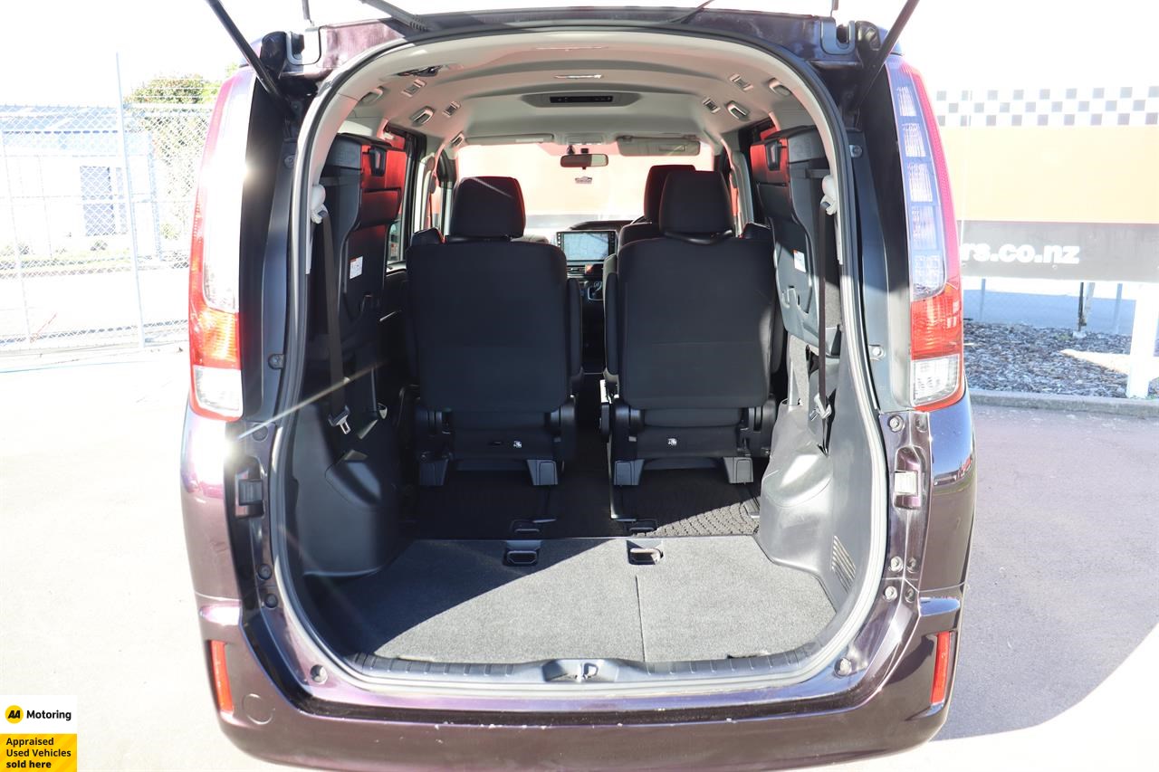 2015 Toyota Noah