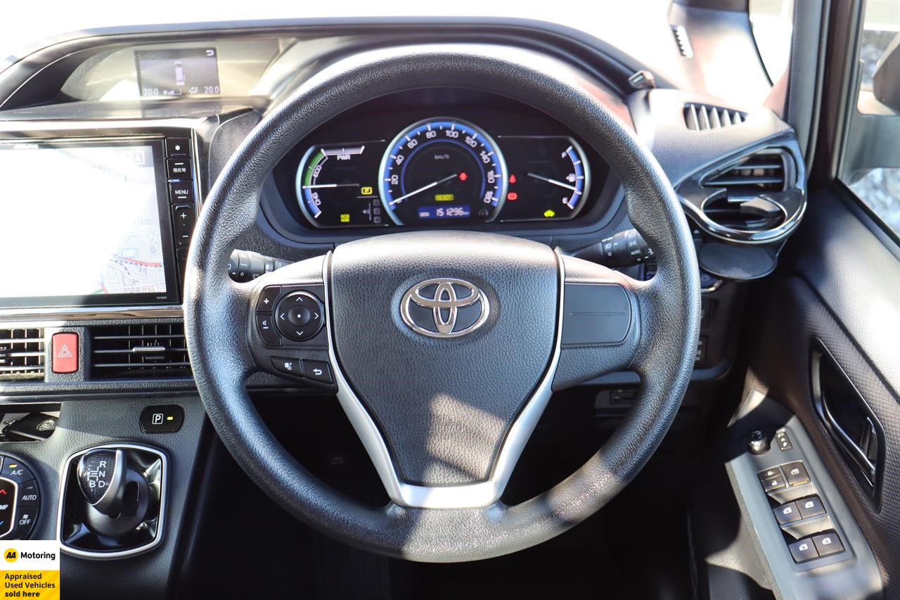 2015 Toyota Noah