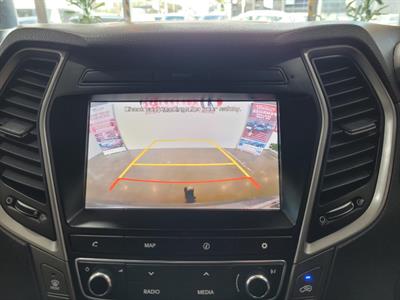 2017 Hyundai Santa Fe - Thumbnail