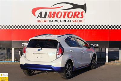 2015 Toyota Aqua - Thumbnail