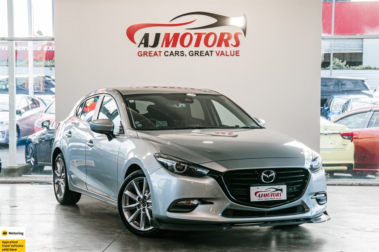 2016 Mazda Axela