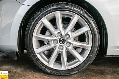 2016 Mazda Axela - Thumbnail
