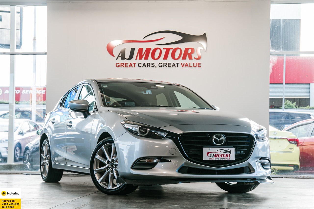 2016 Mazda Axela
