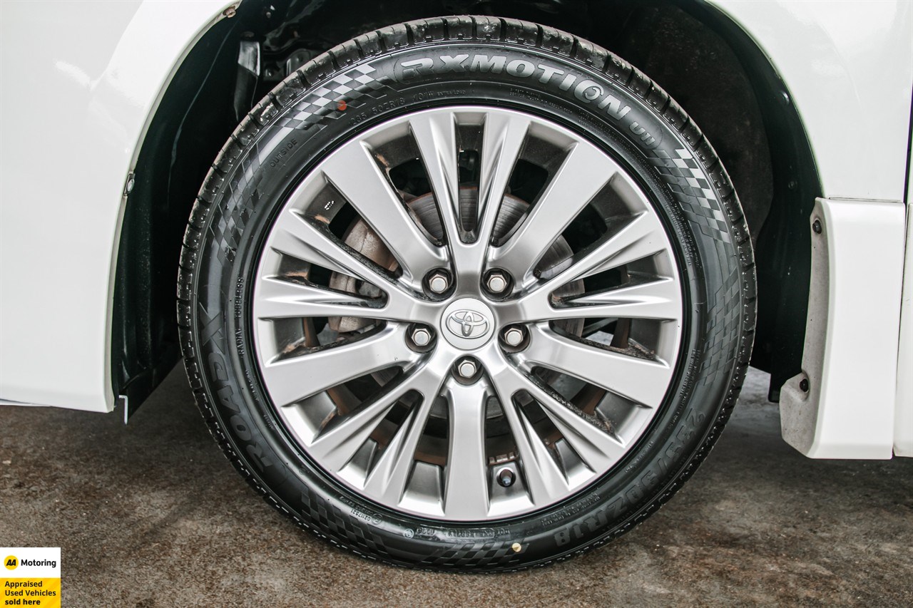 2014 Toyota Alphard