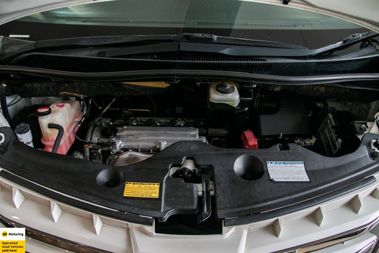 2014 Toyota Alphard