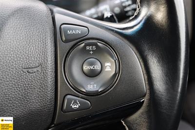2017 Honda Vezel - Thumbnail